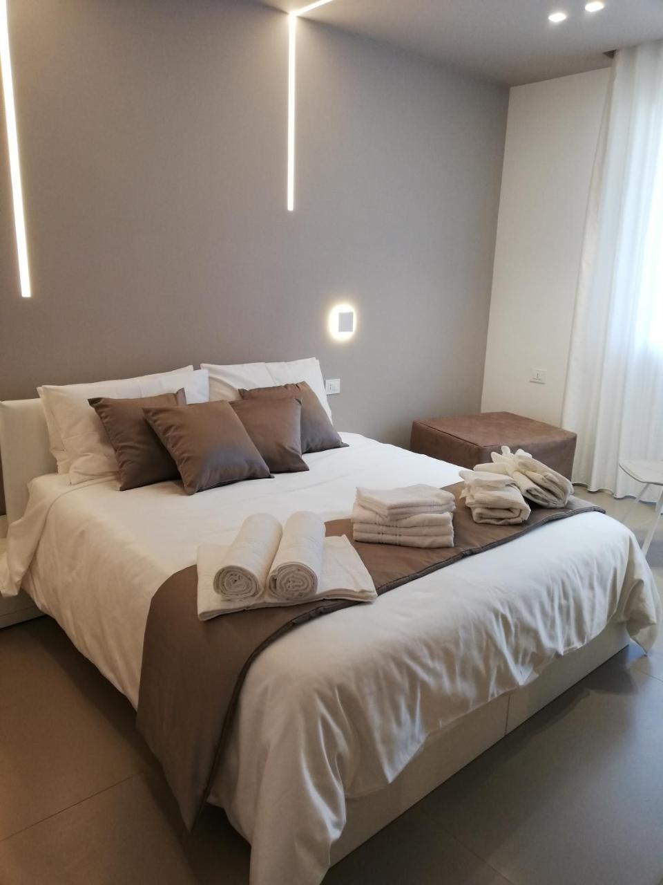 Maison Saint Honorè Foggia Esterno foto