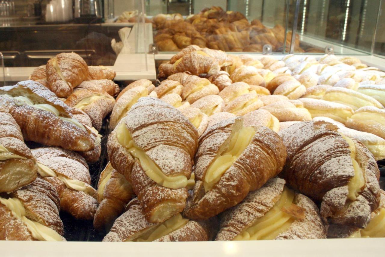Maison Saint Honorè Foggia Esterno foto
